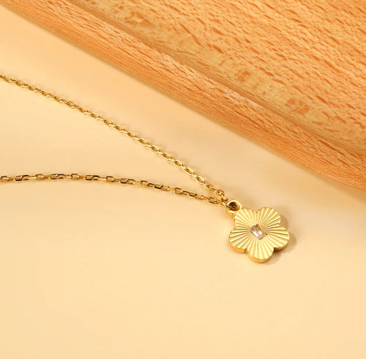 Fleur Necklace